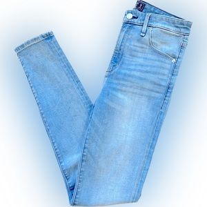 Abercrombie & Fitch Jeans. Women’s Size 26 (2) Color: Light Blue wash.